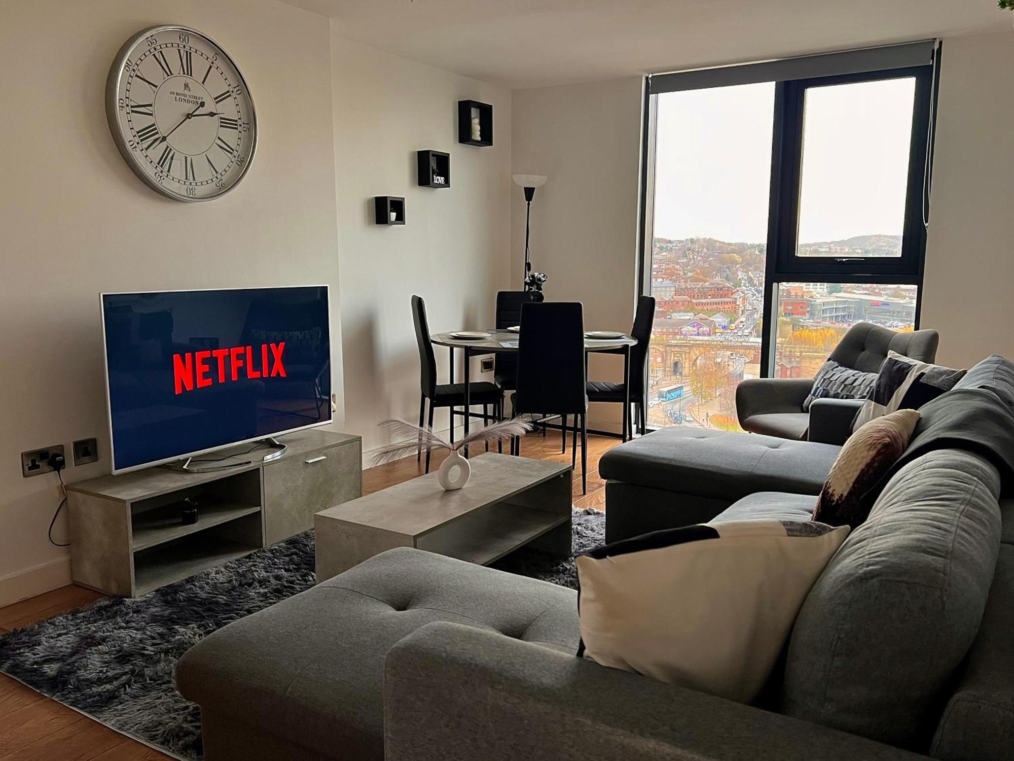 Penthouse Gem, Central, Scenic Views, Stylish, Modern, City Centre 2Br Sheffield Exterior photo